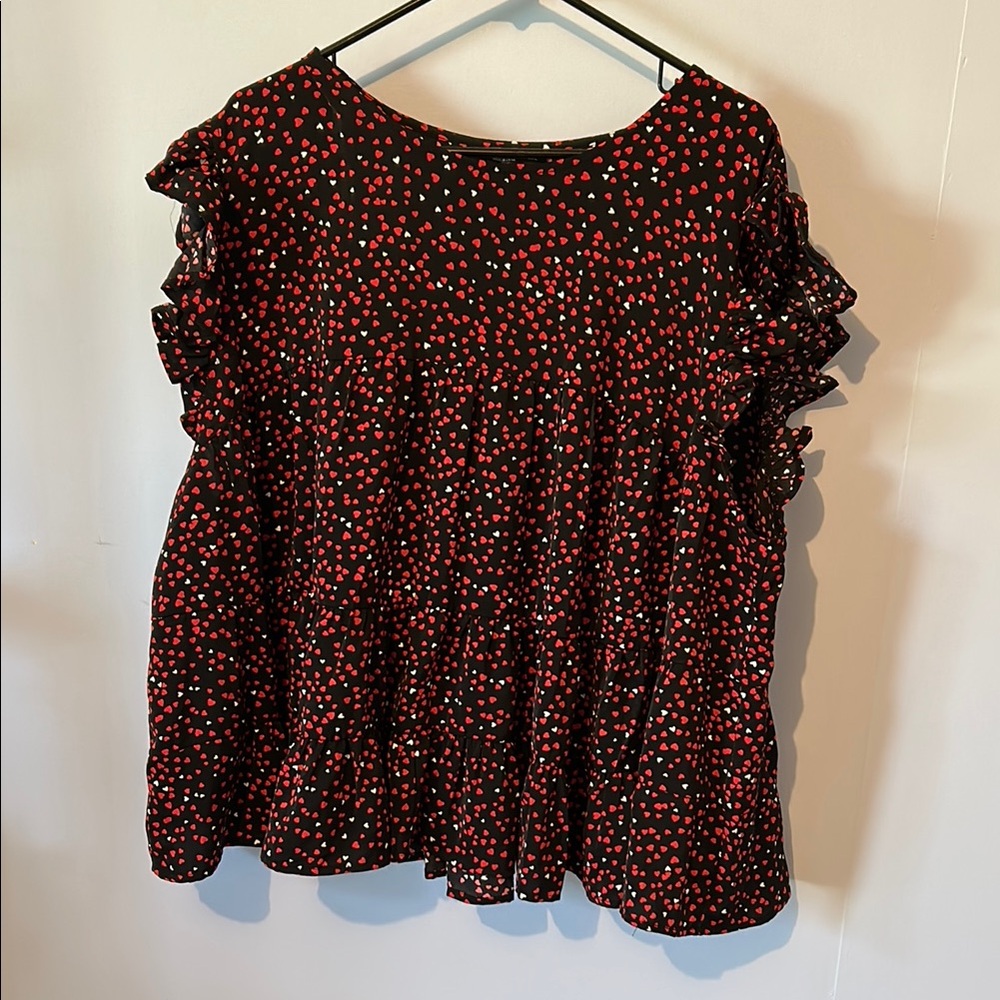 SHEIN Heart Ruffle Sleeve Top - Black Red and White